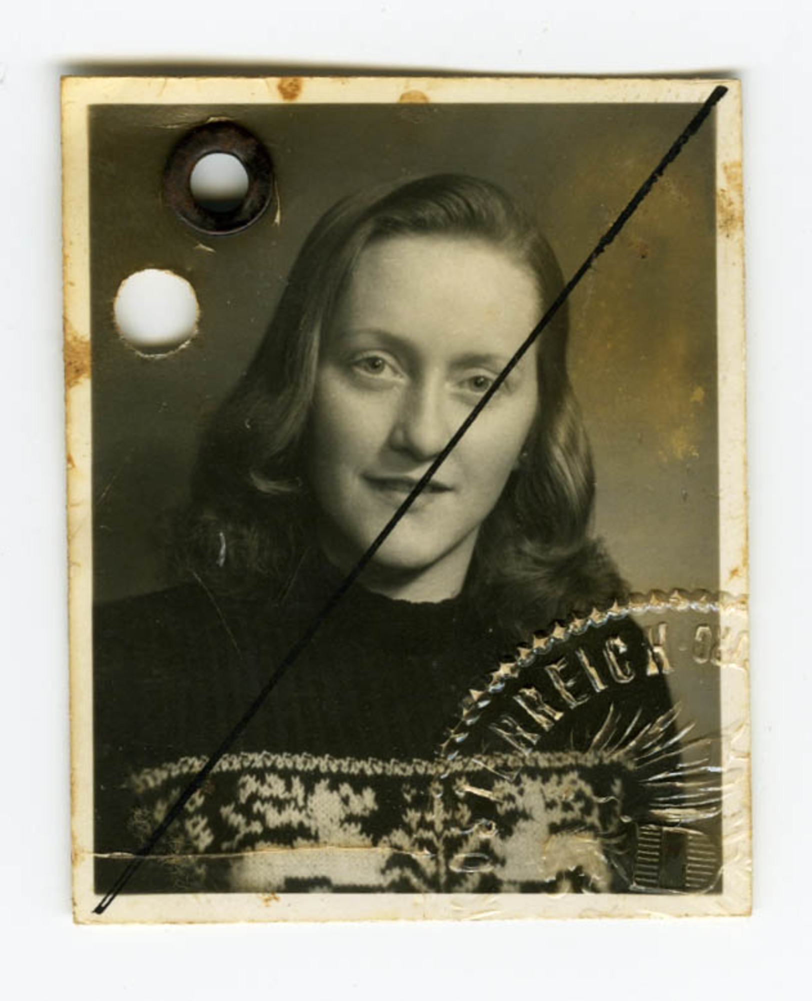 From Austria to Saltaire: Theresa's ID card, 1940s