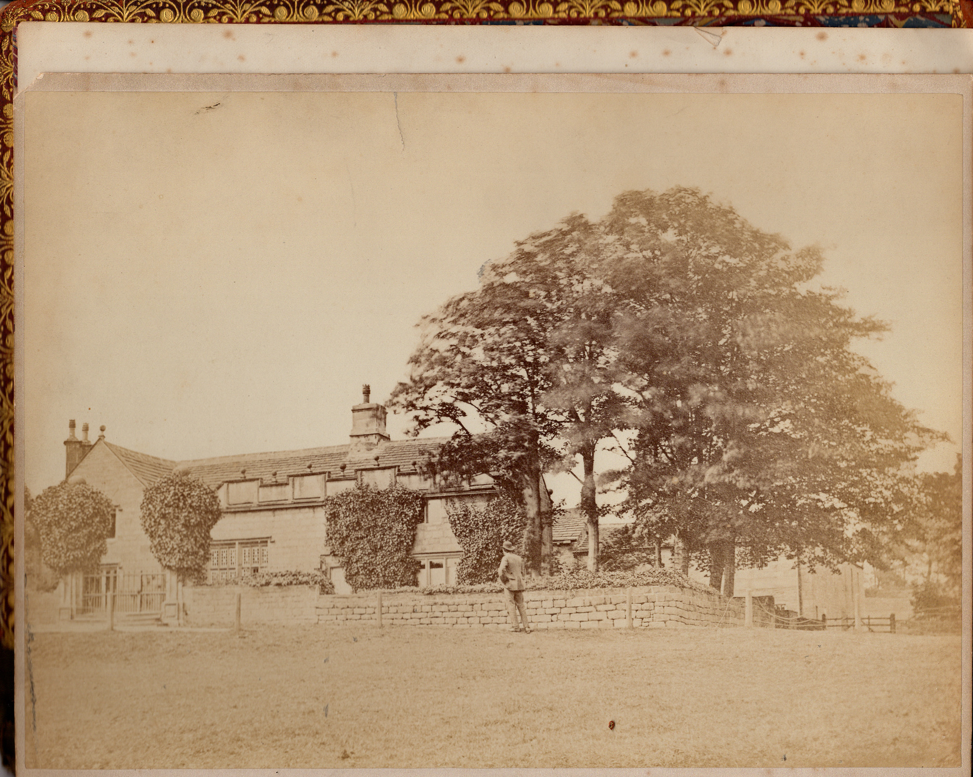 Old Milner Field: Photograph of Old Milner Field house