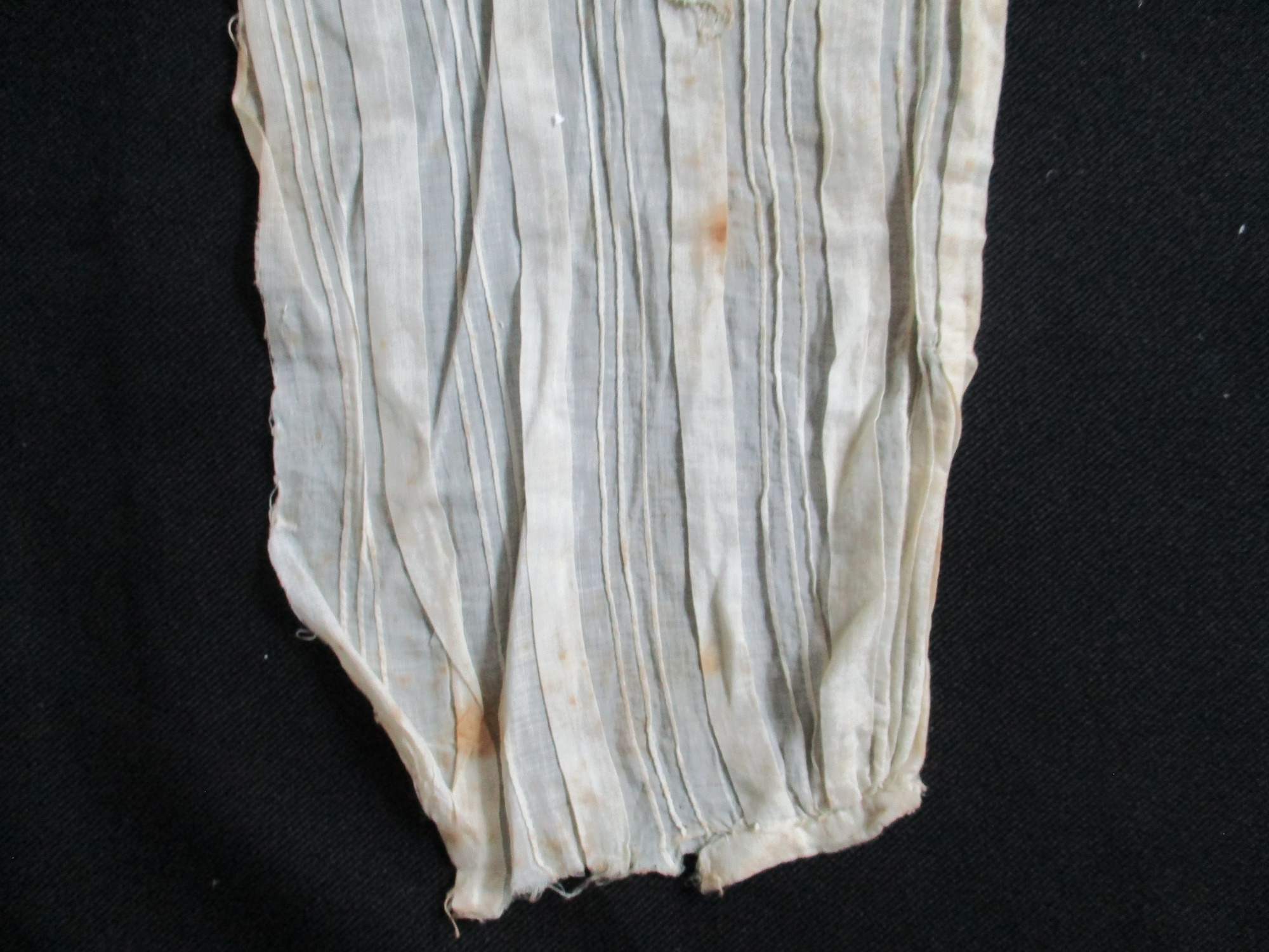 Collar and frontal: Lower half of collar and frontal.