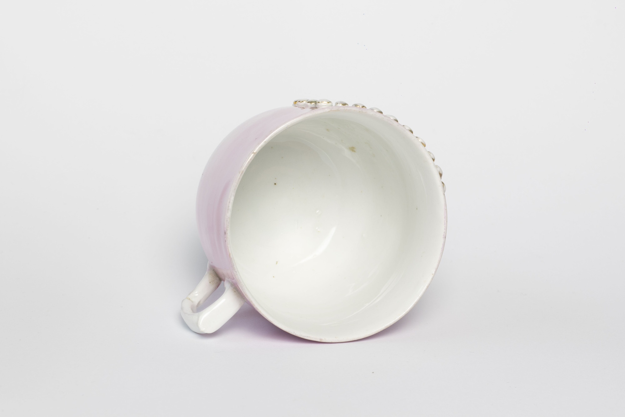 Souvenir Cup: inside view