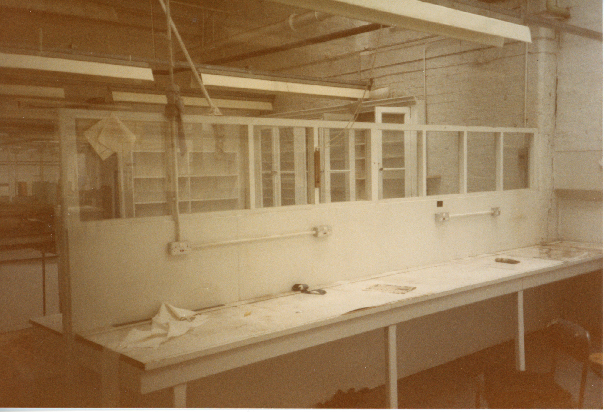 Empty room with benches (2)