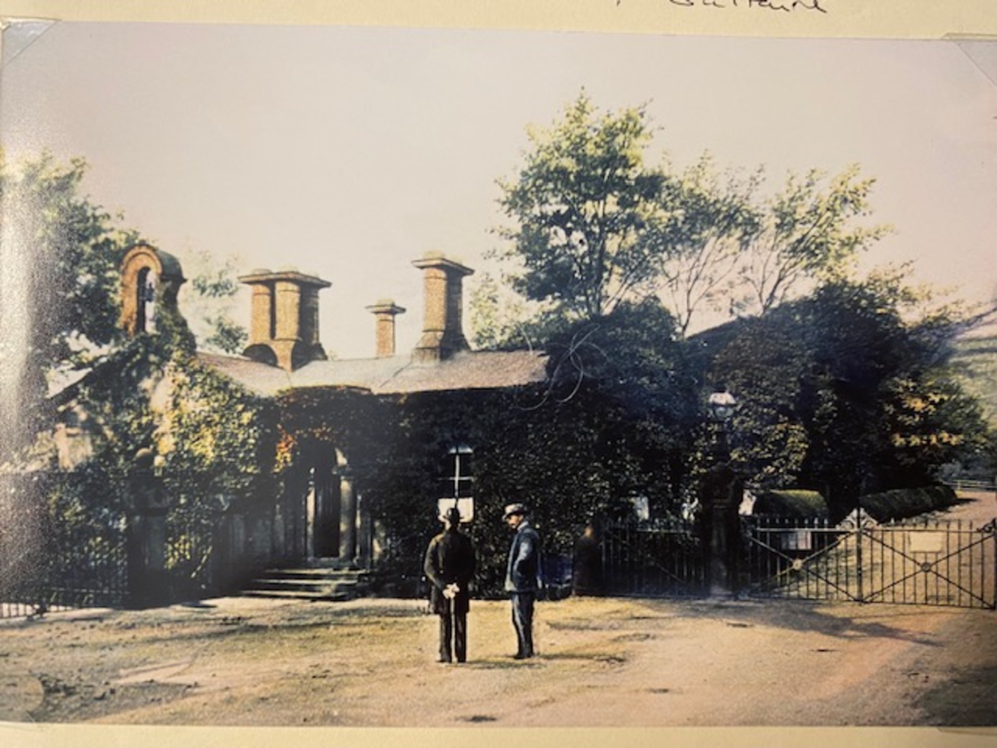 Roberts Park lodge house