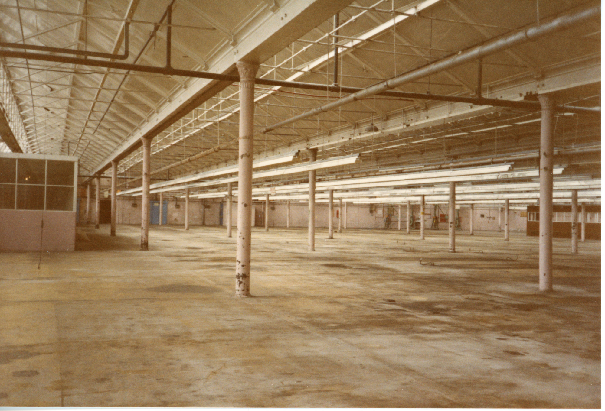 Wide room with columns